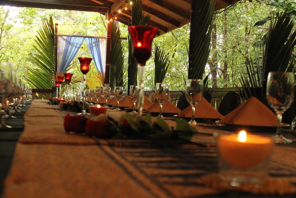 סנטובונג Permai Rainforest Resort מראה חיצוני תמונה
